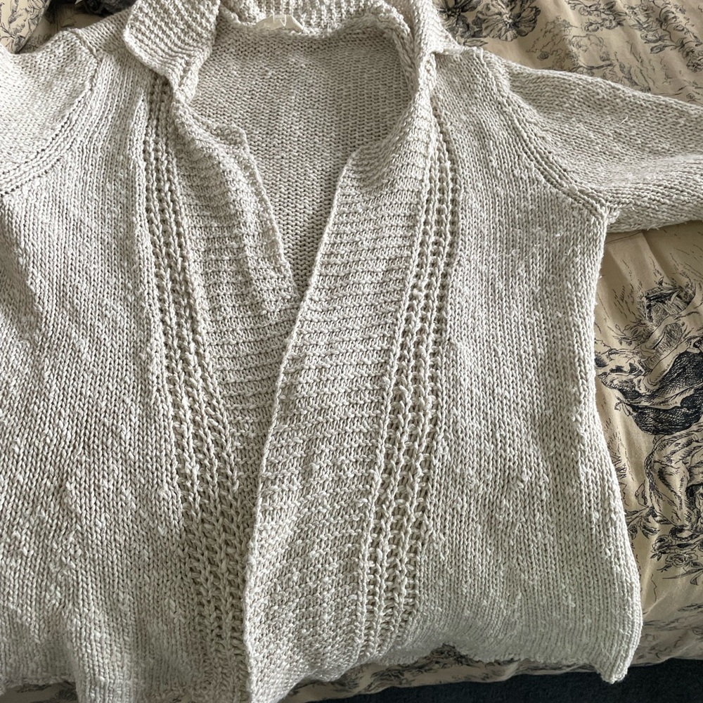 Gently worn Eileen Fisher cotton / linen short sleeve open knit cardigan